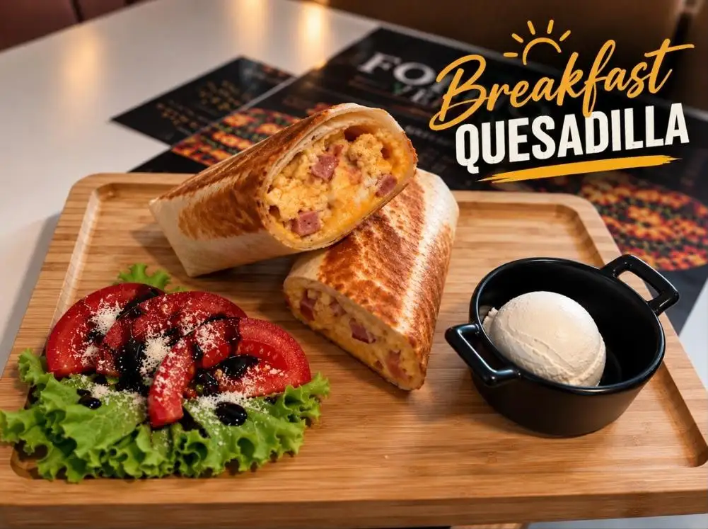 Breakfast quesadilla sa jajima i slaninom